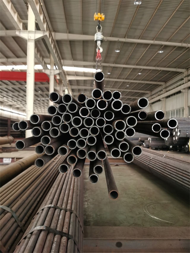 莎车ND耐酸钢管